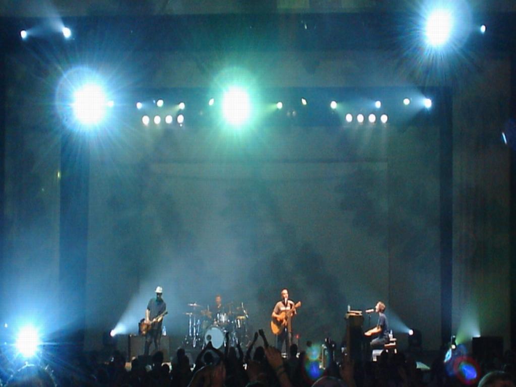 Jack Johnson Live Performance