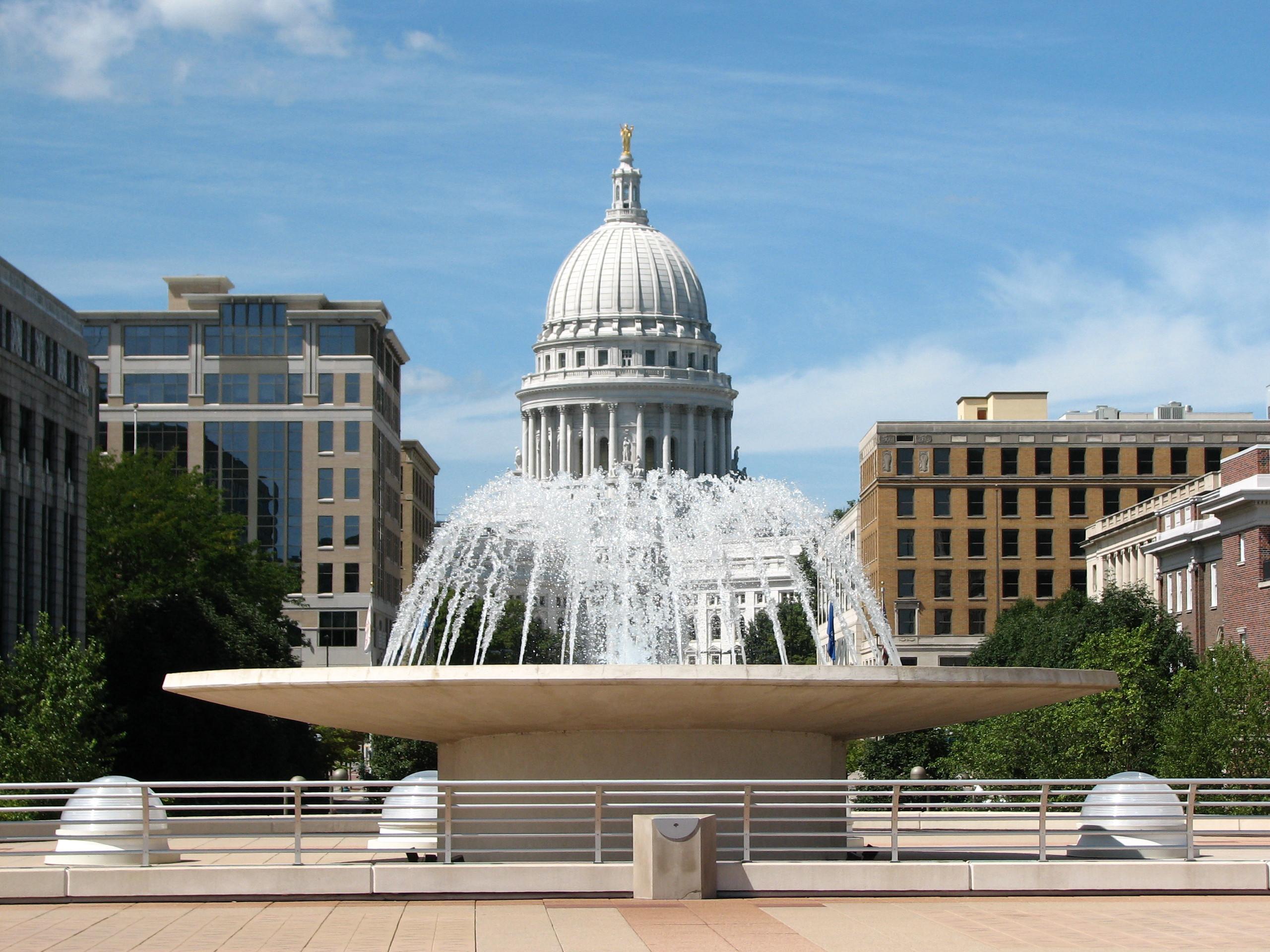 Monona Terrace Fountain