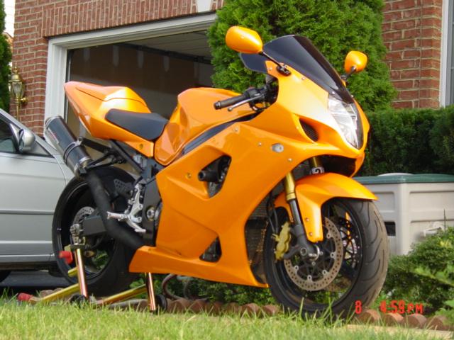 lambo orange 2004 GSXR 1000