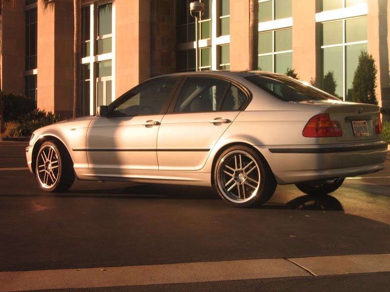 02 BMW 325i
