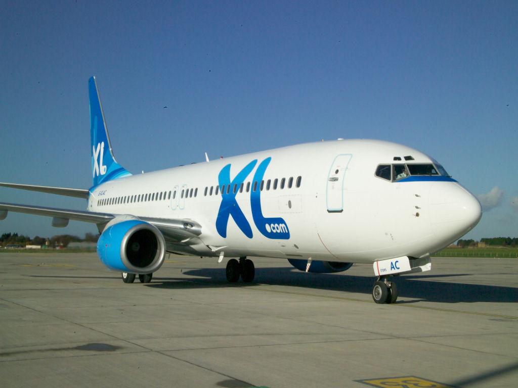 737