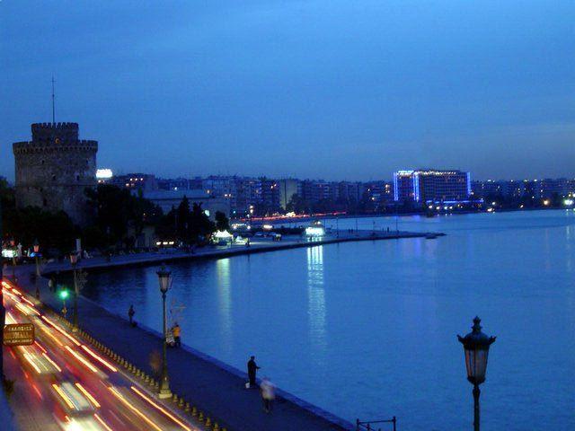 Thessaloniki in blue