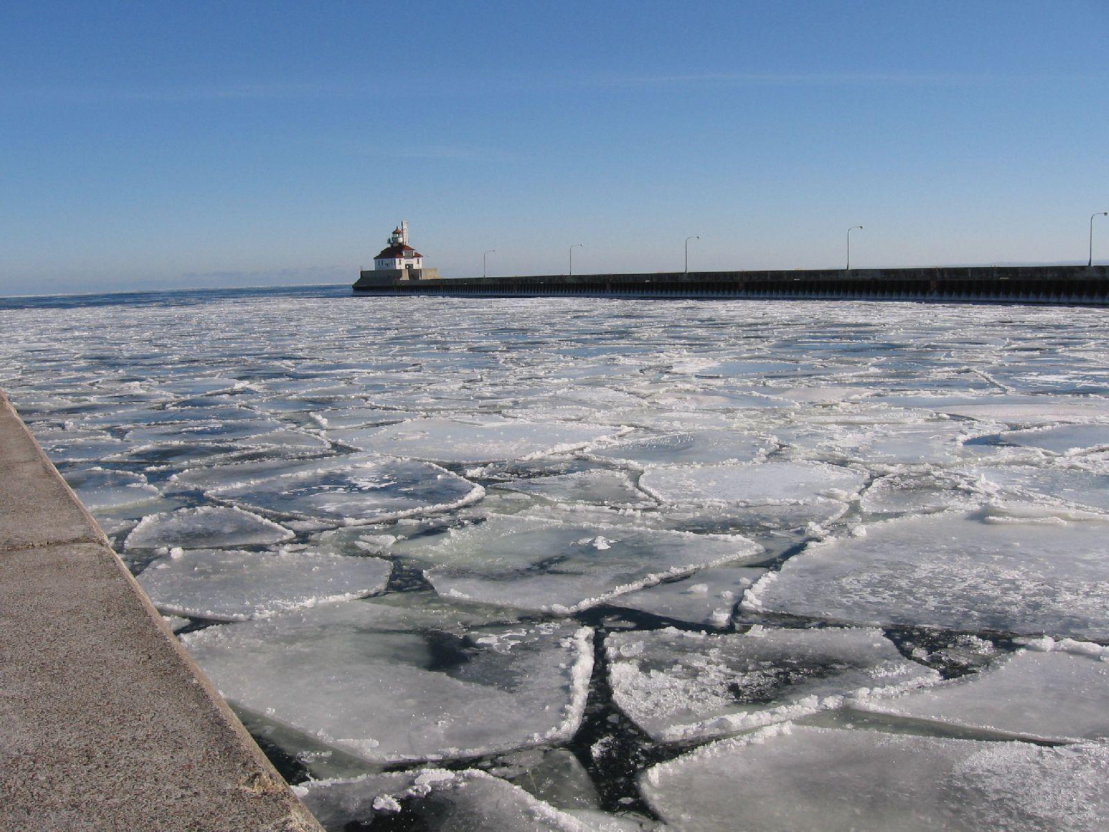 Ice in the Harbor