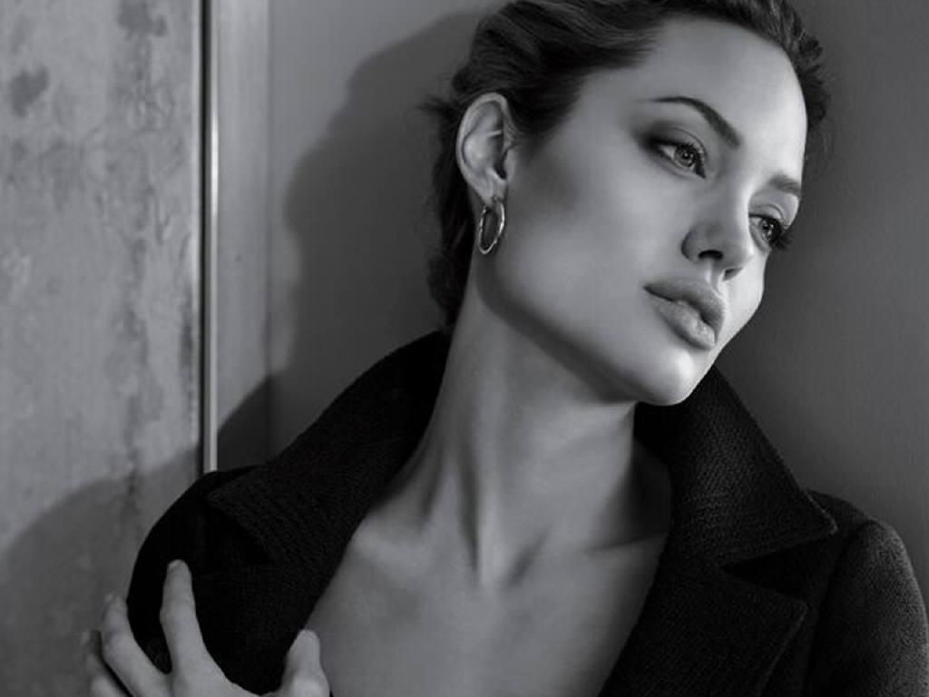 angelina jolie